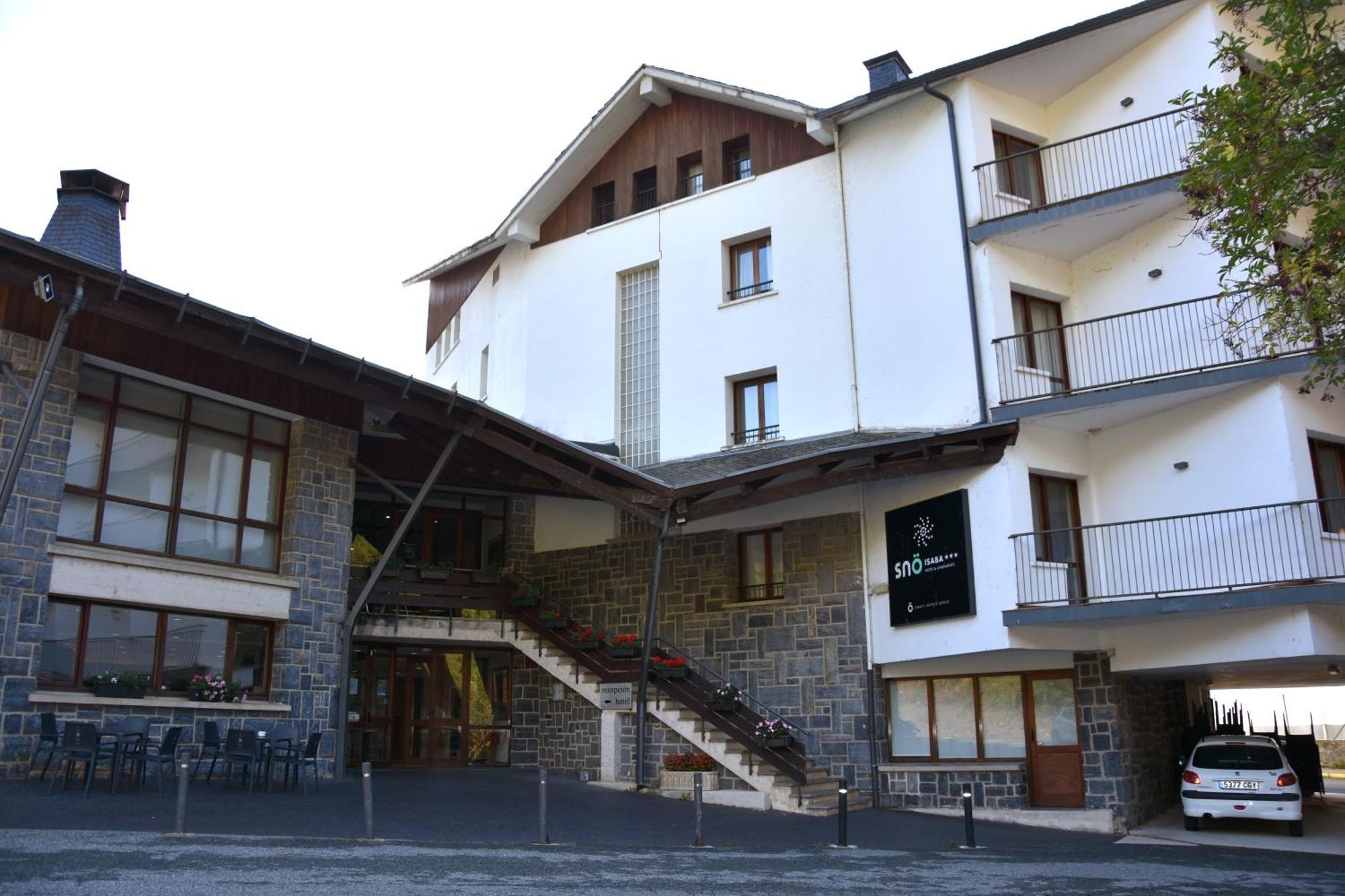 Hotel Y Apartamentos Snoe 伊萨瓦 外观 照片