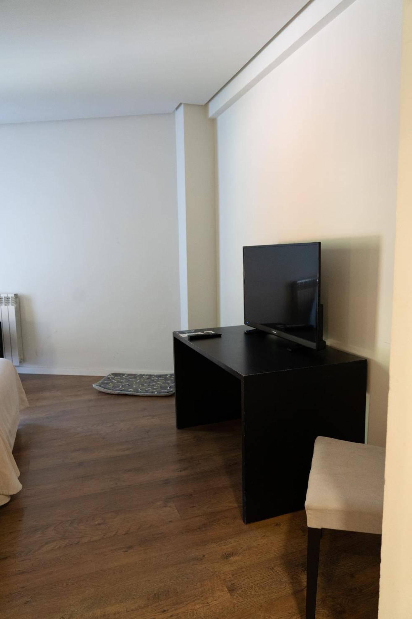 Hotel Y Apartamentos Snoe 伊萨瓦 外观 照片