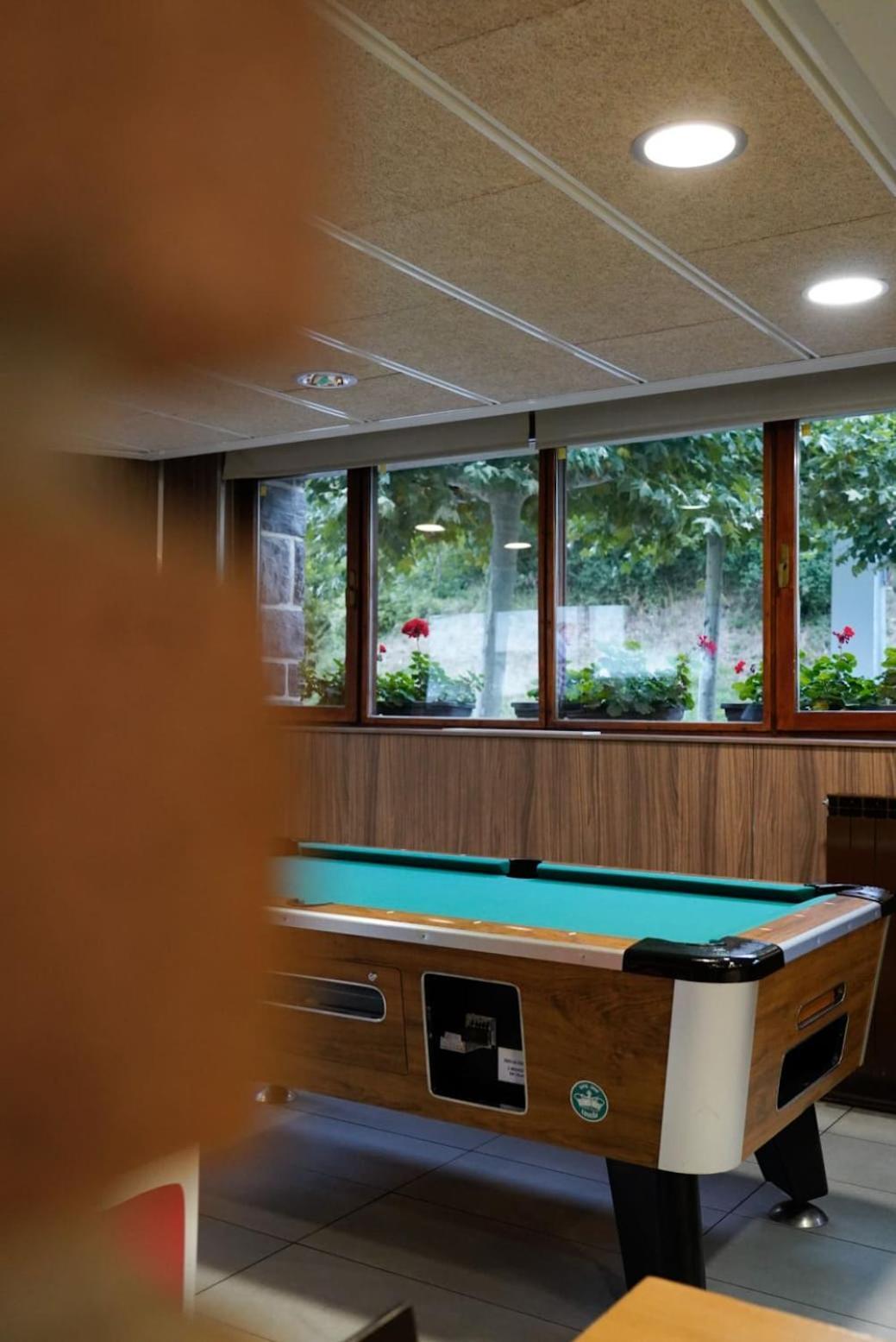 Hotel Y Apartamentos Snoe 伊萨瓦 外观 照片